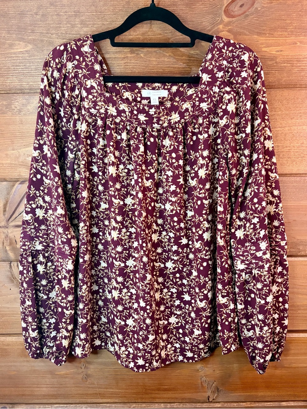 LC Lauren Conrad Burgundy and Cream Floral Square-Neck Blouse Size XS 💕
